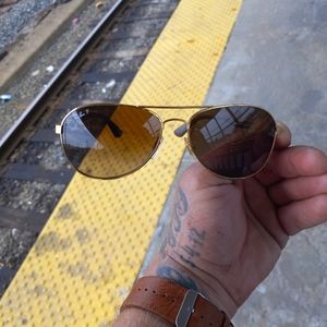 New gold frame Aviator Ray-Ban sunglass